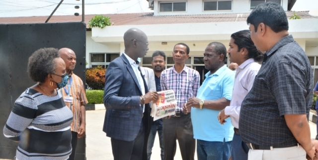 United Bank for Africa (UBA) Tanzania Ltd managing director/CEO Gbenga Makinde holds yesterday’s copies of The Guardian and Nipashe daily newspapers when exchanging ideas with senior editorial and other executives of The Guardian Ltd (TGL), publishers of the two titles, during his familiarisation tour of TGL facilities in Dar es Salaam yesterday. Others (from-L): TGL director Joyce Luhanga, Nipashe newspaper deputy managing editor Epson Luhwago, IT manager Balaj Gopalakrishnan, chief accountant Samuel Orgeness, commercial director Ajay Goyal and printing manager Balasubramaniyan Venkadachalam. All photos: Correspondent Miraji Msala